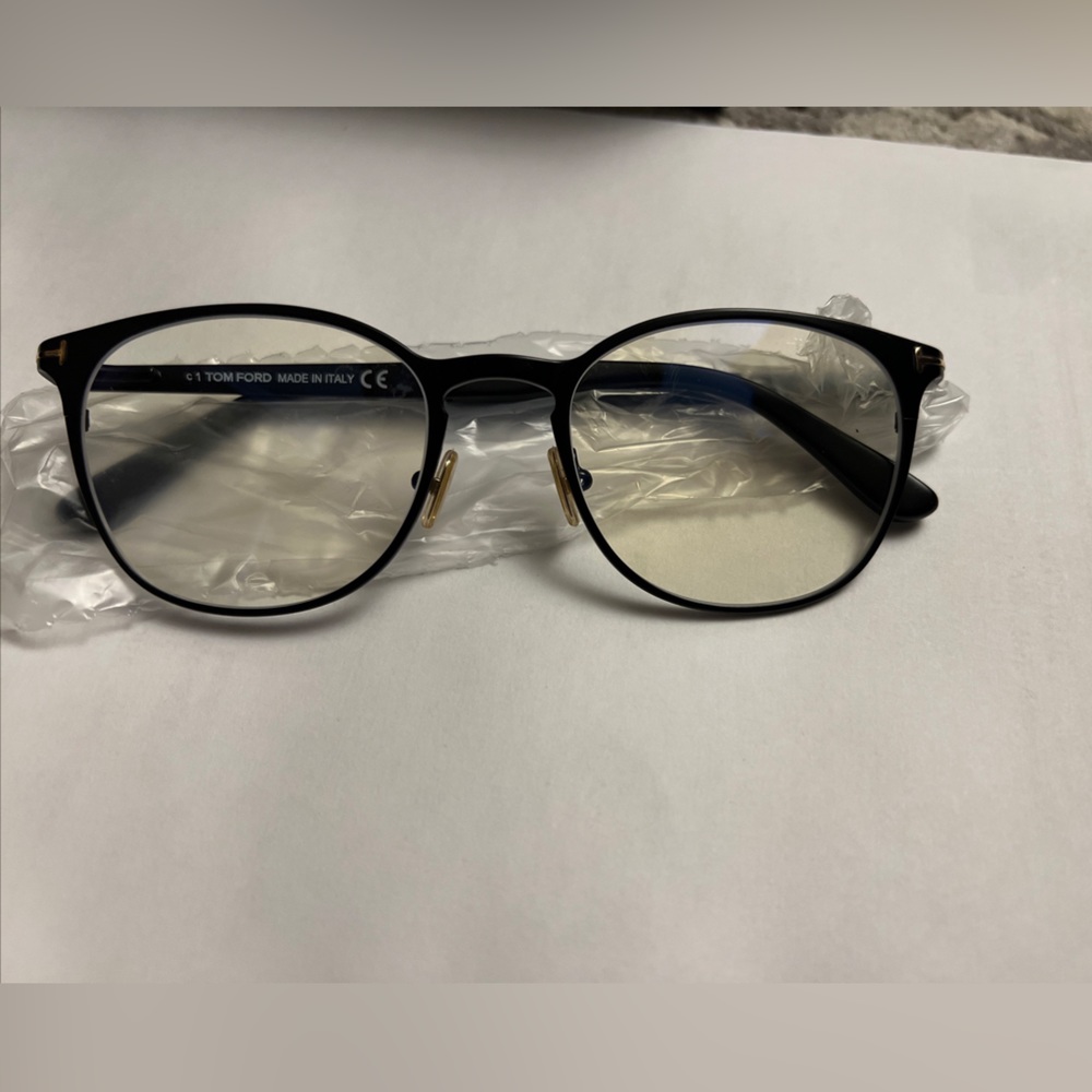 Tom Ford men’s eyeglasses frame
